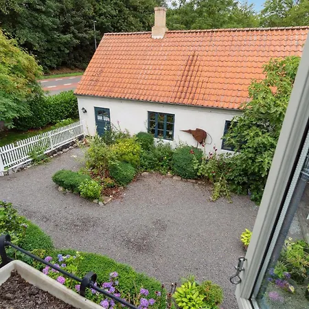 2 Bedroom Pet Friendly In